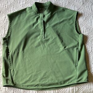 Figs Rafaela scrub top size L in Fern Green